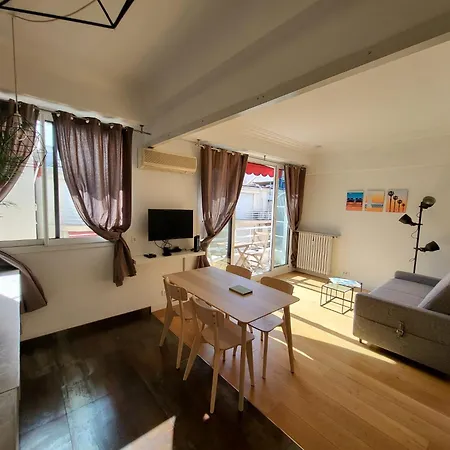 #thecosystudio06 Meyerbeer Promenade Negresco Apartman *